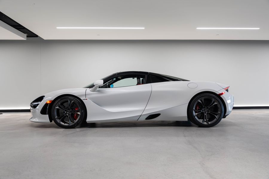 2022 McLaren 720S Luxury for sale