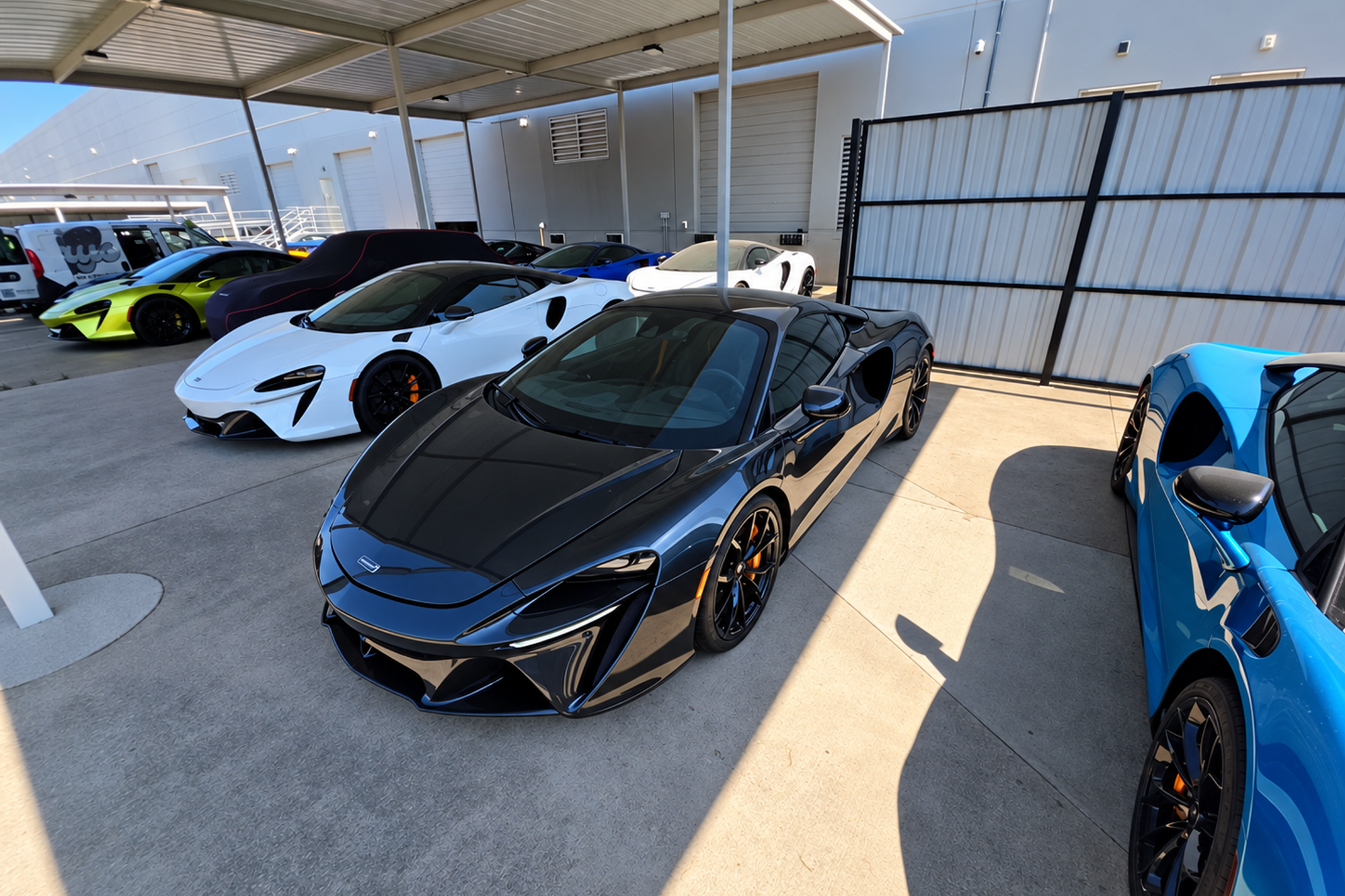 2023 McLaren Artura